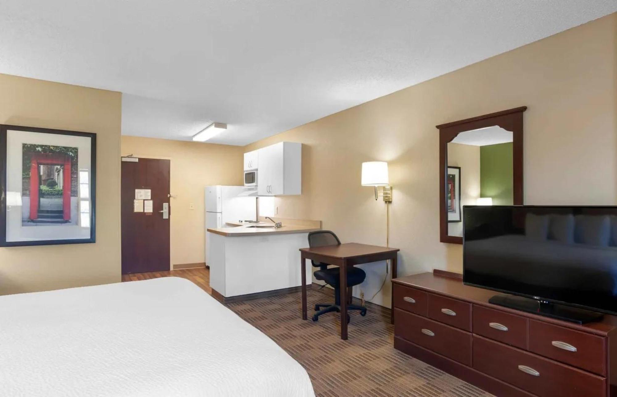 Relax Suites Extended Stay - La Mirada Exteriér fotografie