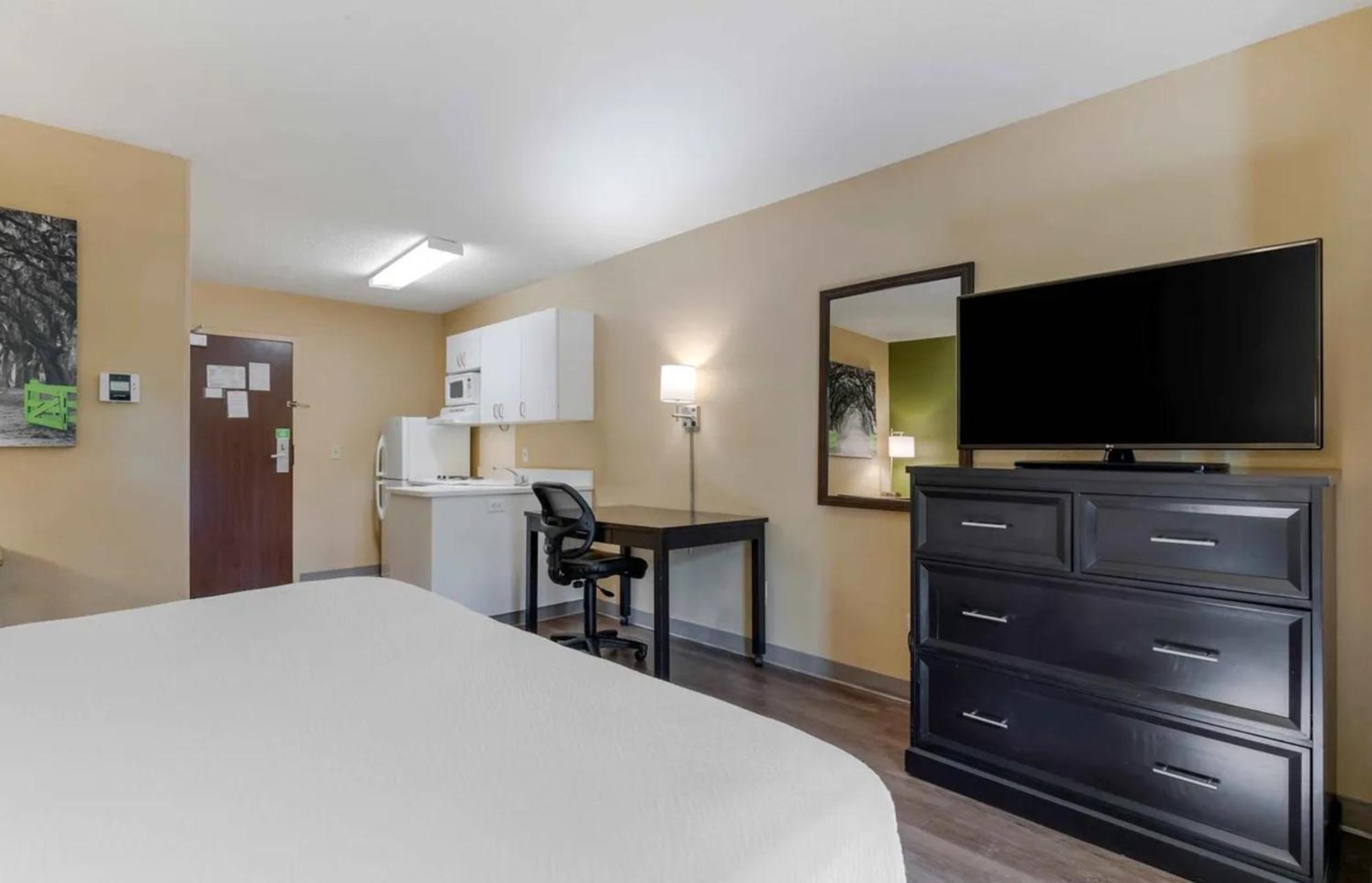Relax Suites Extended Stay - La Mirada Exteriér fotografie
